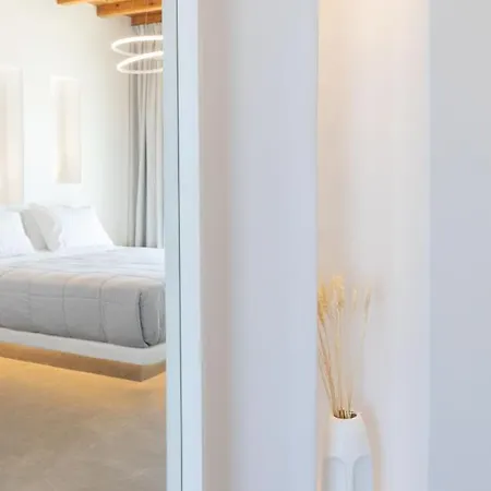 Sea & Stone Mykonos Апарт-отель