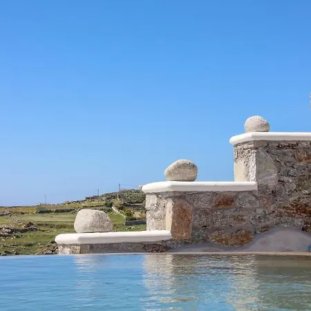 Sea & Stone Mykonos Lägenhetshotell 4*